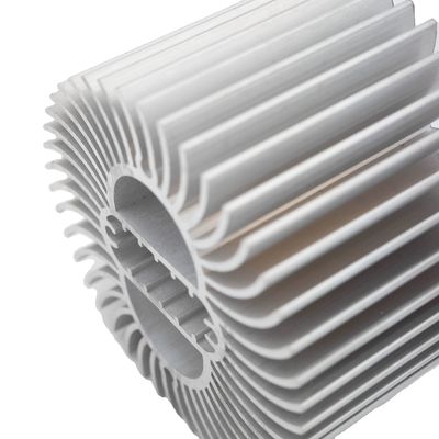 Stabiler Aluminiumverdrängungs-Rostschutzkühlkörper, verdrängte Aluminiumautomobilprofile