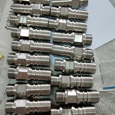 Auto nicht rostende CNC-drehende Aluminiumteile, rostfeste hohe Präzisionsdrehteile