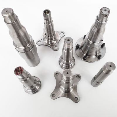 Kohlenstoffstahl-Rostschutzanhänger Axle Spindle, Sand-Explosions-hohe Präzision, die Teile schmiedet